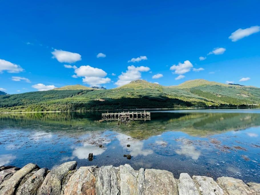 Cheerful Stays: 4 Bedroom In Holiday home Arrochar