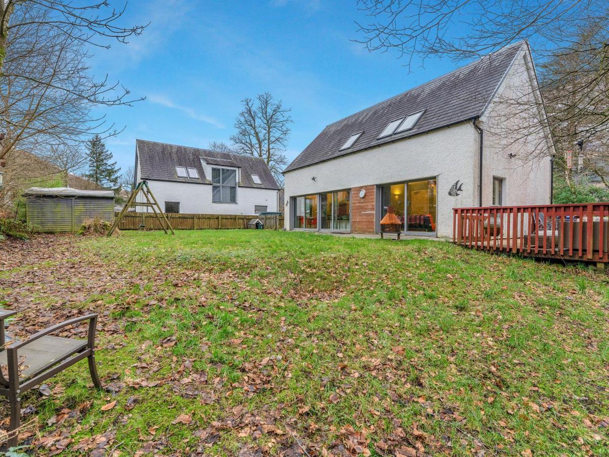 Holiday home Cheerful Stays: 4 Bedroom In Arrochar